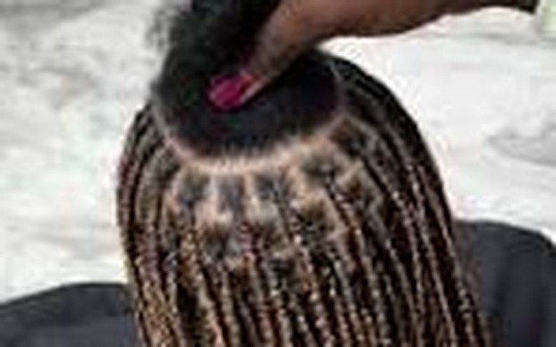 Small Knotless Braids